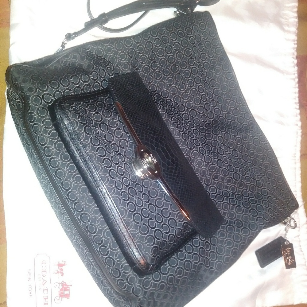 Coach bag/purse - Picture 2 of 3
